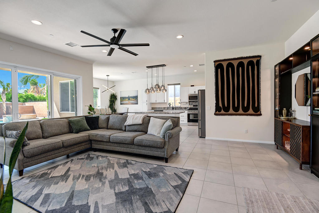 MLS #219136449PS image #9