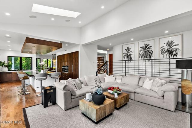31460 Glenbridge Road, Westlake Village CA: https://media.crmls.org/mediaz/87df6ac7-62b9-4ecb-aac8-958a8bbd7fc0.jpg