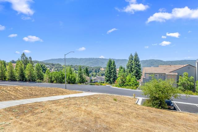 2393 Banyan Street, Gilroy CA: https://media.crmls.org/mediaz/87dfa43a-8185-4ae3-ba87-c0e13c18bedf.jpg