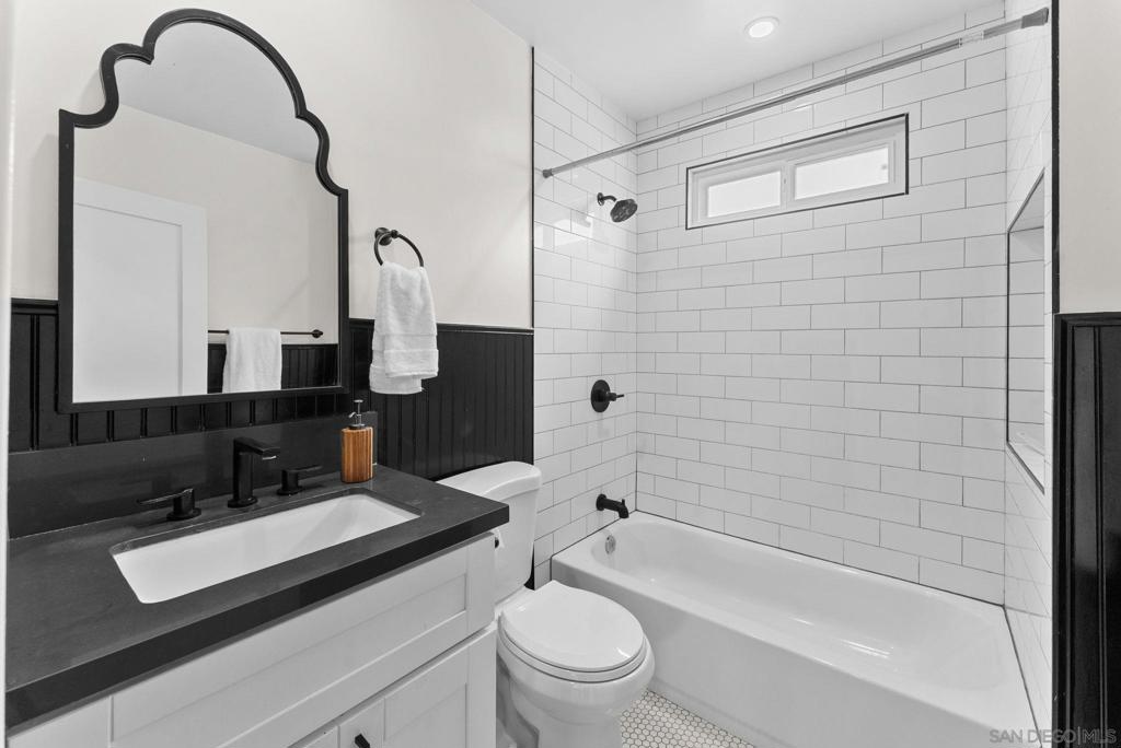 2552 B Street - photo 16