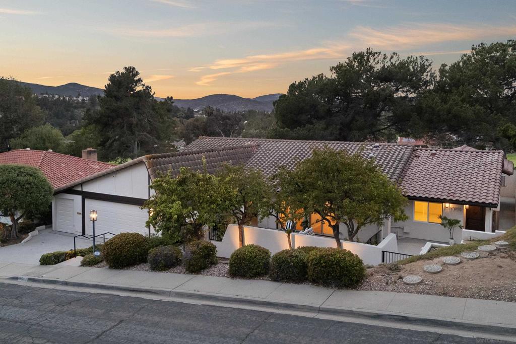 17976 Sencillo Lane - photo 4