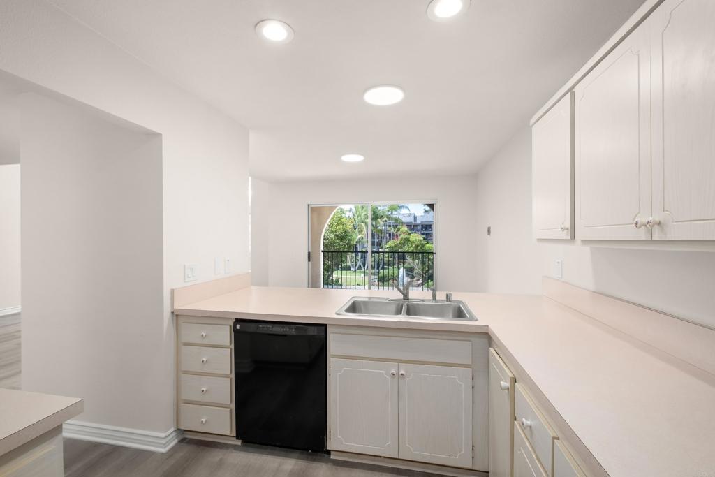 4020 Layang Layang Circle - photo 8