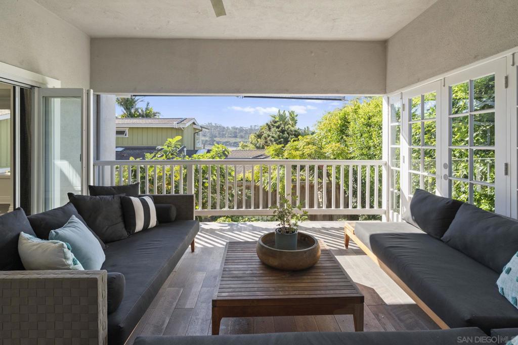 12740 Via Felino - photo 17