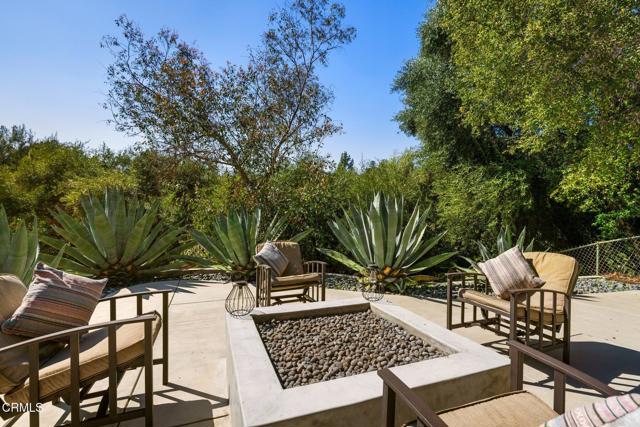 4639 El Camino Corto, La Canada Flintridge CA: https://media.crmls.org/mediaz/87e2d52c-73e4-4de3-880b-d9dd07887f6c.jpg