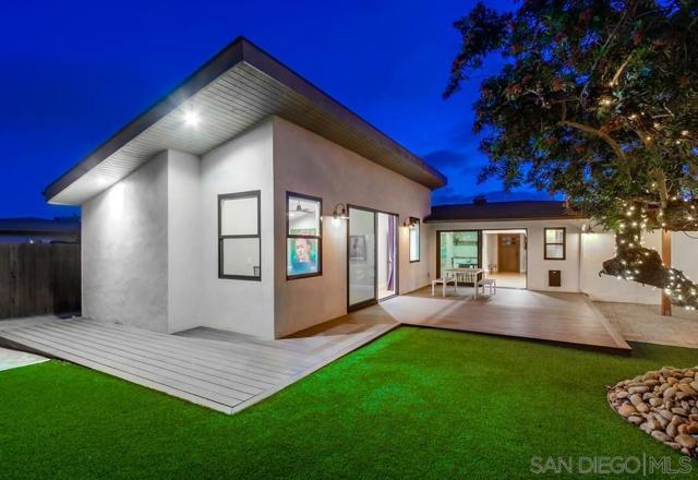 4471 Rolando Blvd, San Diego CA: https://media.crmls.org/mediaz/87e2f707-77b7-4218-b2af-645b13bc880a.jpg