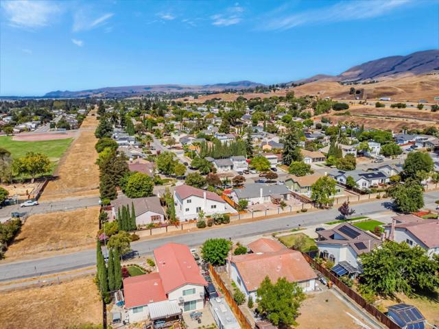 642 Mcduff Avenue, Fremont CA: https://media.crmls.org/mediaz/87e3d223-e15a-41bd-ac34-8cbe9207f5bc.jpg