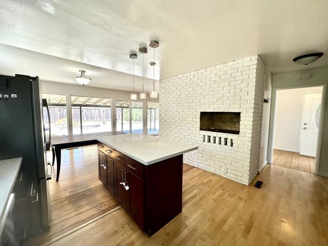 18480 Swarthmore Drive, Saratoga CA: https://media.crmls.org/mediaz/87e3e600-79f3-4d37-97e6-db9ecf5a9c2e.jpg