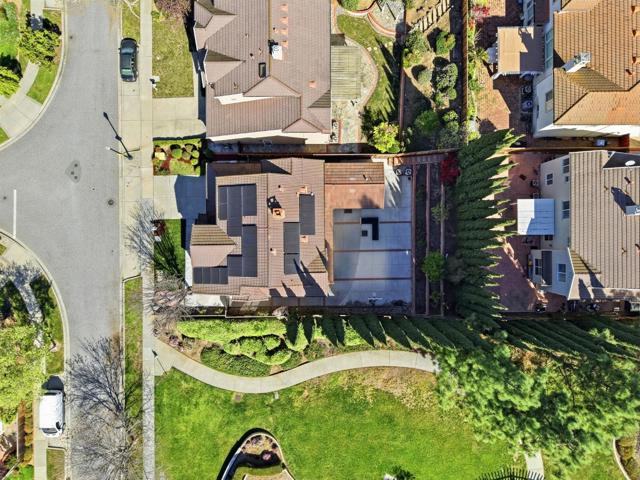 Image 53 of 65 For 3946 Louvre Avenue