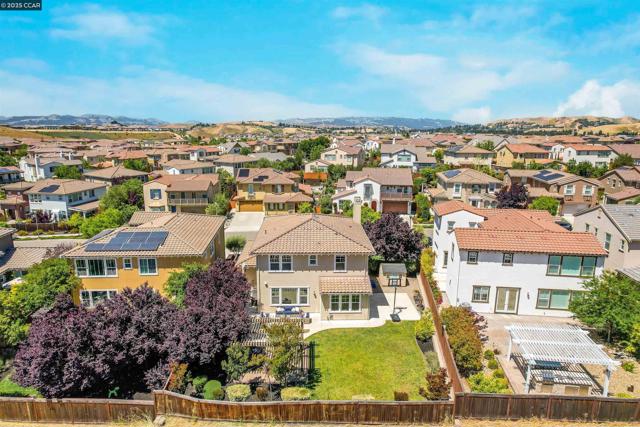 5152 Bengali St, Danville CA: https://media.crmls.org/mediaz/87e484d4-09ce-4505-9ecc-c0ba2440a84f.jpg