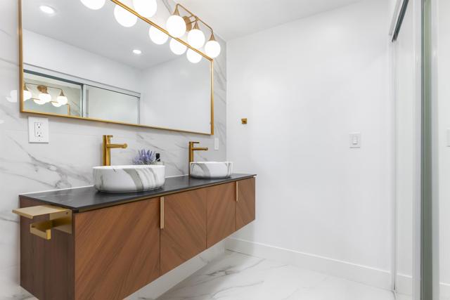 Detail Gallery Image 39 of 75 For 3840 Tomahawk Ln, San Diego,  CA 92117 - 5 Beds | 2 Baths