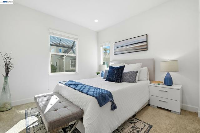 Image 13 of 44 For 8553 Schooner Way