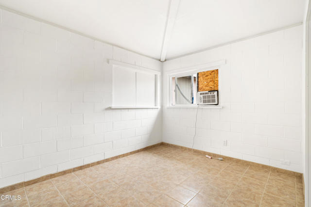 Detail Gallery Image 12 of 25 For 10357 Bonita Ave, Riverside,  CA 92505 - 3 Beds | 2 Baths