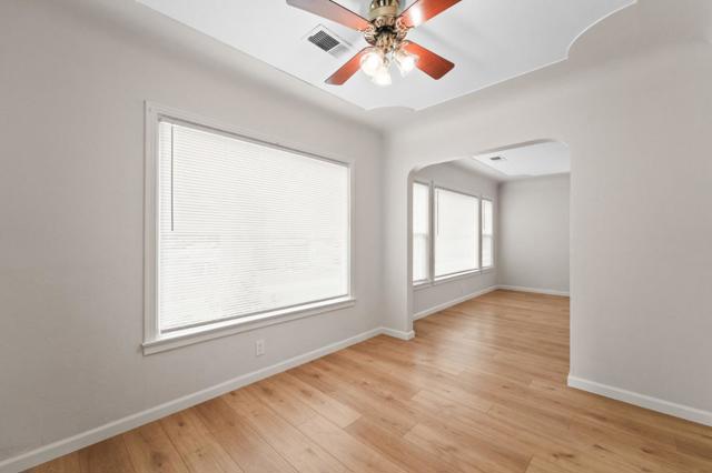 636 W 25th Street, Merced CA: https://media.crmls.org/mediaz/87e5a727-b857-4d3f-a70f-13dd07074066.jpg