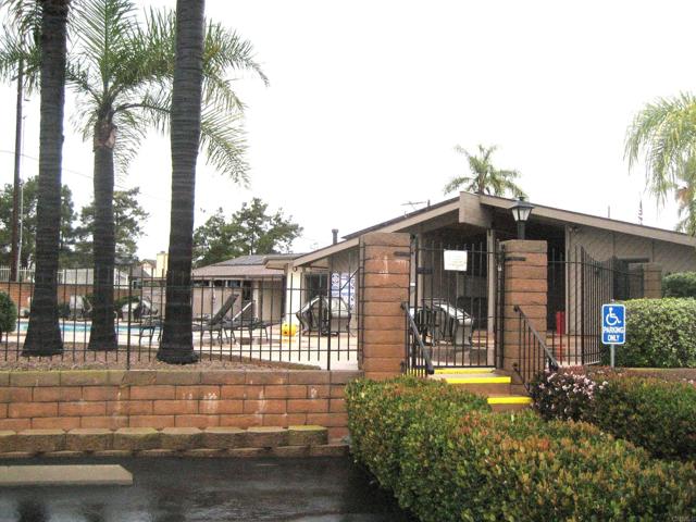 Detail Gallery Image 2 of 18 For 1175 La Moree Road #33,  San Marcos,  CA 92078 - 2 Beds | 2 Baths