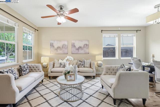 1413 Angus St, Patterson CA: https://media.crmls.org/mediaz/87e64977-3f88-4264-b18a-093d9455514e.jpg