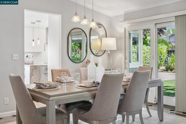 3245 Newport Court, Walnut Creek CA: https://media.crmls.org/mediaz/87e65051-28b6-49db-b20b-47bd5576d6be.jpg
