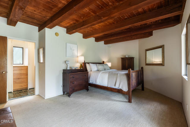 Detail Gallery Image 31 of 77 For 4254 Chevy Chase Dr, La Canada Flintridge,  CA 91011 - 6 Beds | 4 Baths