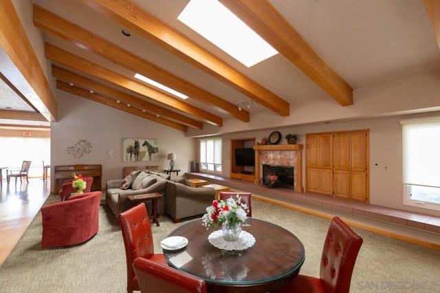 6330 Genesee Avenue, San Diego CA: https://media.crmls.org/mediaz/87ebef93-cea1-4ef9-af9d-ad41fe5a192d.jpg