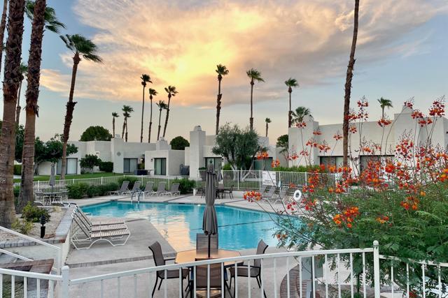 6250 N Paseo De La Palma, Palm Springs CA: https://media.crmls.org/mediaz/87ec94ef-fa3c-4f75-8f21-4c063093e0e6.jpg