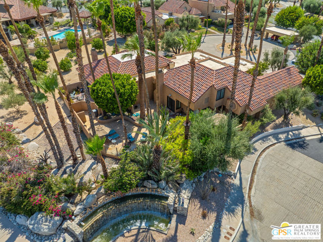2910 Cervantes Court, Palm Springs CA: https://media.crmls.org/mediaz/87ecb36a-417b-4819-ba69-6cc57241a25b.jpg