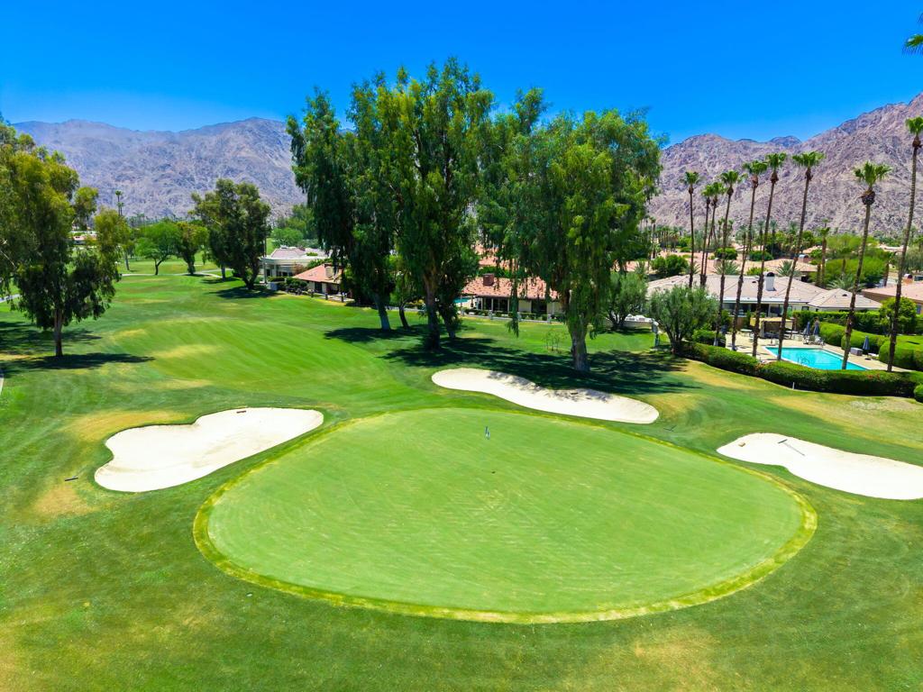https://media.crmls.org/mediaz/87ece3b1-2362-4702-ab7e-22b4b8c55acf.jpg?preset=X-Large