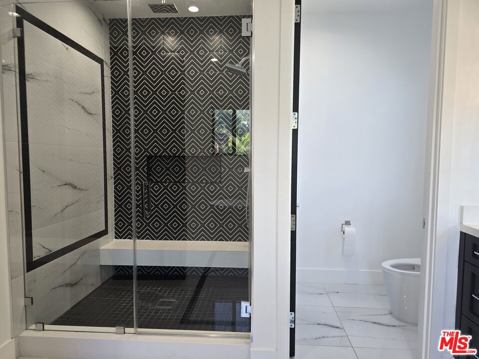https://media.crmls.org/mediaz/87ee2146-7519-47c5-8850-6a65272241b0.jpg?preset=X-Large