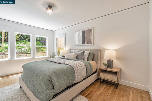 840 E 28th St., Oakland CA: https://media.crmls.org/mediaz/87ee845d-f77b-43b4-b1fc-790dbfb645b9.jpg