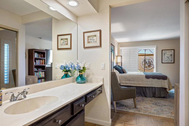 82208 Cochran Drive, Indio CA: https://media.crmls.org/mediaz/87efc16a-139e-4697-9790-248bf7a72a9e.jpg
