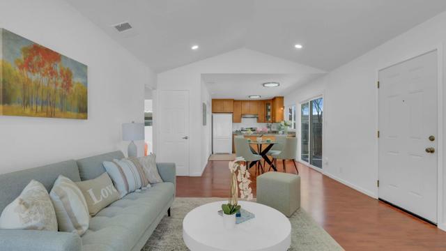 2582 Tosca Way, San Jose CA: https://media.crmls.org/mediaz/87efff57-835b-43a8-9143-06c85877ef0c.jpg