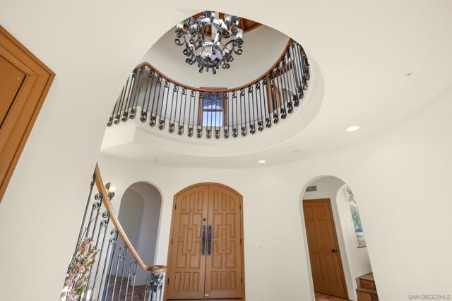 859 Cocos Dr, San Marcos CA: https://media.crmls.org/mediaz/87f24f91-e863-422e-83ff-2e47ae539bcb.jpg