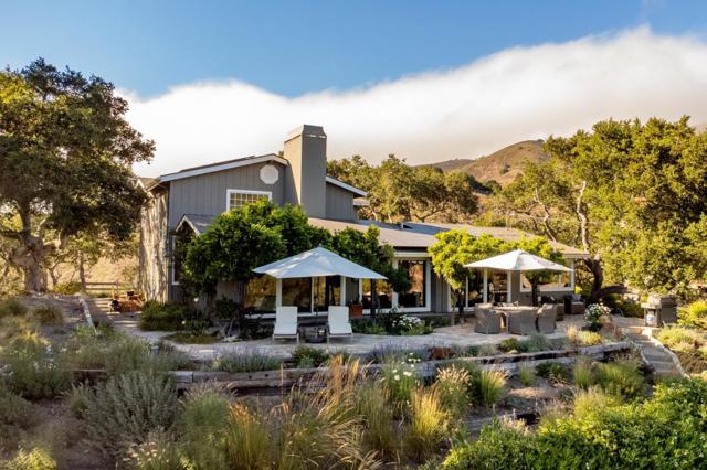 196 Laurel Drive, Carmel Valley CA: https://media.crmls.org/mediaz/87f46db8-0793-48a4-80d8-3573925d0692.jpg