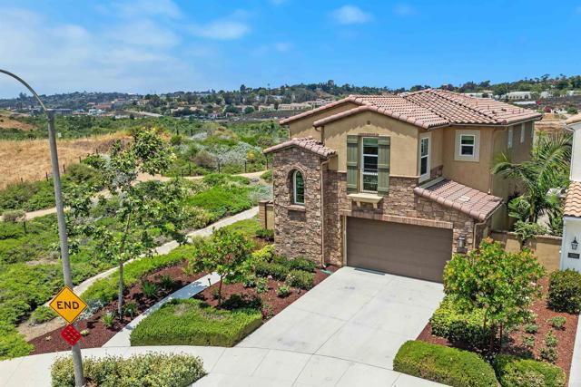3002 Villeta Ave, Carlsbad CA: https://media.crmls.org/mediaz/87f54b21-9ee5-48f2-96da-fb3c92d9da0c.jpg