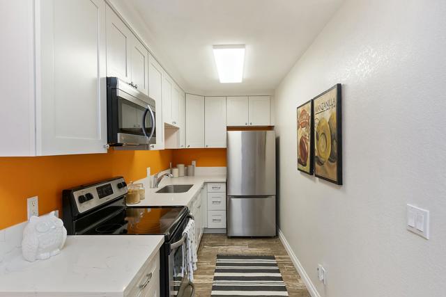 2810 Arcadia 207 - Kitchen 2