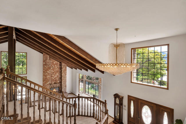 11395 Highridge Court, Camarillo CA: https://media.crmls.org/mediaz/87f6abfe-113a-4722-a82b-b9c851f148b5.jpg