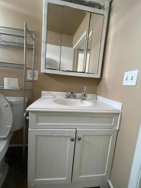 1021 Polk Street, Salinas CA: https://media.crmls.org/mediaz/87f6ba43-21a5-4708-9676-e112f6b84dd7.jpg