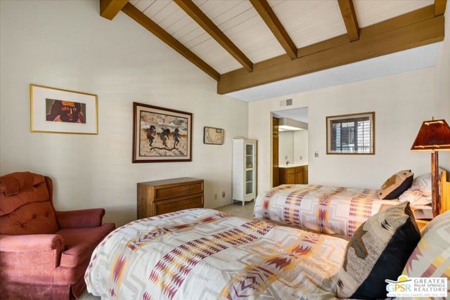 1050 E Ramon Road #15, Palm Springs, CA 92264