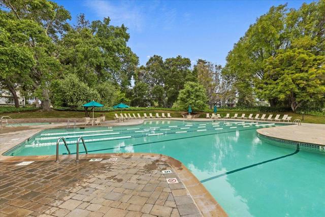 818 N Delaware Street, San Mateo CA: https://media.crmls.org/mediaz/87f7d86a-8886-4419-94c2-35a4c0161401.jpg