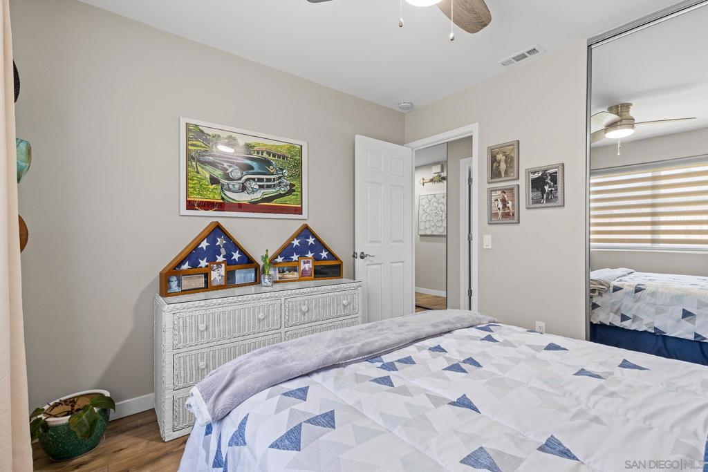 2148 Medford Ave - photo 19