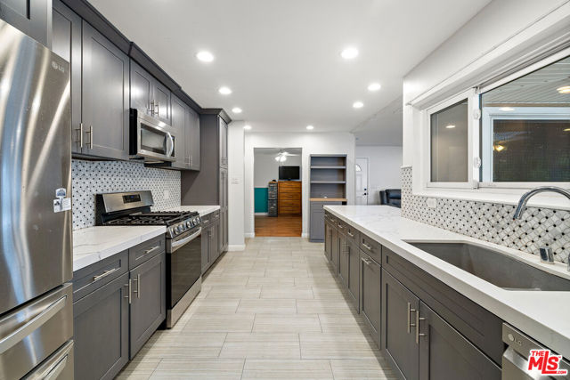 720 Maertin Lane, Fullerton CA: https://media.crmls.org/mediaz/87f9a5f9-d965-4d6d-80b0-2e6df354390a.jpg