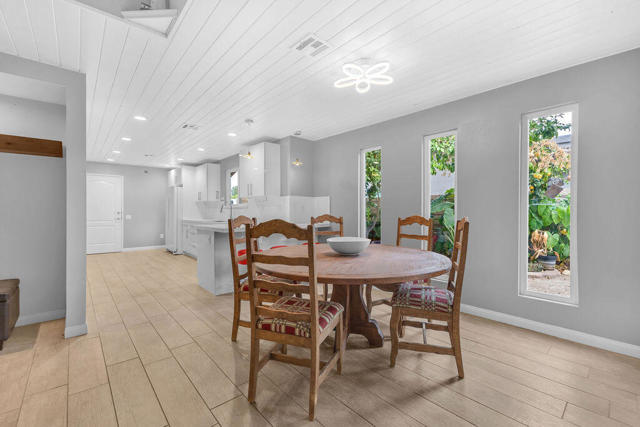 Image 11 of 47 For 40529 Meadow Lane