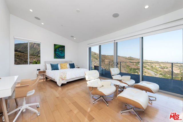 Drew Fenton | 28405 Via Acero Street Malibu CA | MLS: 7236869