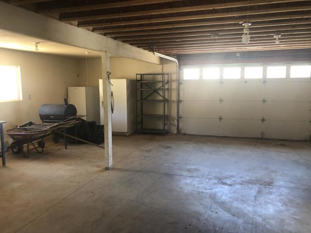 8260 Hunters Valley Road, Mariposa CA: https://media.crmls.org/mediaz/87fb1bea-0179-4bdb-a5af-4ae3cb6072ea.jpg