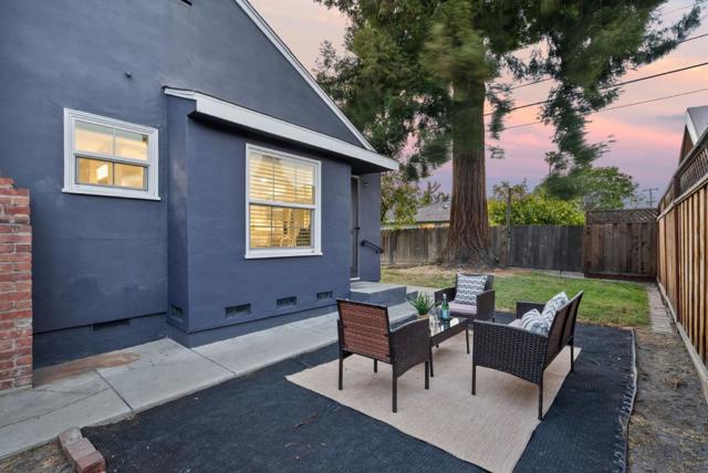 2289 Newhall Street, Santa Clara CA: https://media.crmls.org/mediaz/87fb4b24-9340-449e-a80e-2db6cede6d5b.jpg