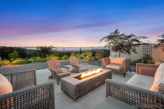 8416 Hidden Cove Way, San Diego CA: https://media.crmls.org/mediaz/87fb59f6-27af-43ac-8767-4eab13eb846f.jpg