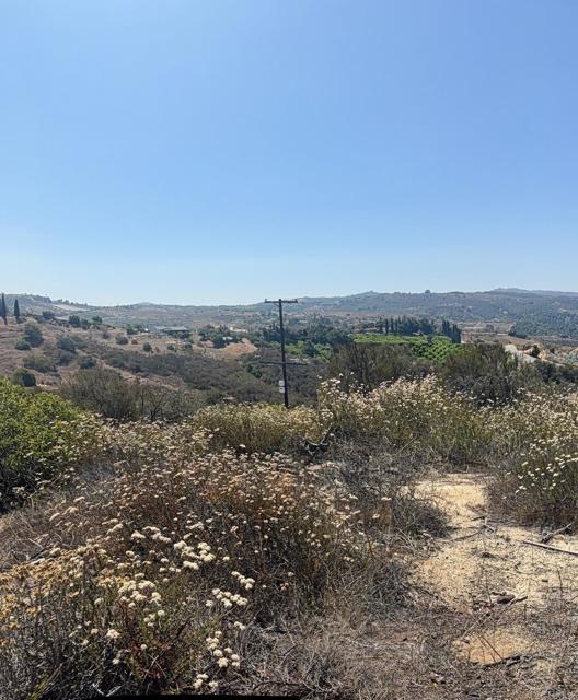 0 Palos Verdes Drive, Escondido CA: https://media.crmls.org/mediaz/87fba33e-03e6-4543-95b6-134ba804e111.jpg