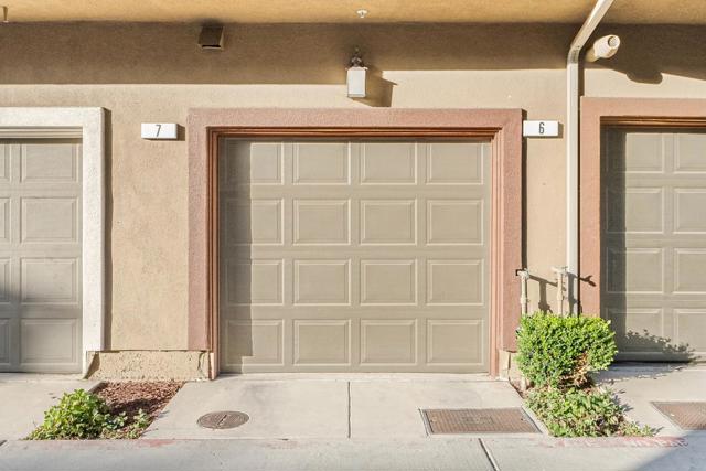 1032 Abruzzo Lane, San Jose CA: https://media.crmls.org/mediaz/87fd043e-8402-4bc9-8b3c-b42ce98060d4.jpg