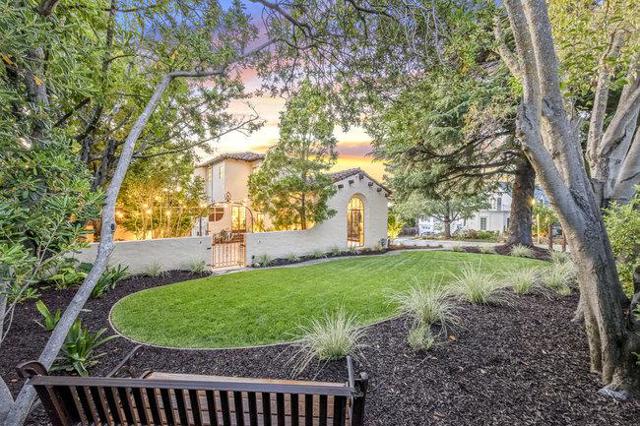 320 Jackson Street, San Mateo CA: https://media.crmls.org/mediaz/87fe4197-9b8d-45d5-9fe5-ed4aa0f5af2e.jpg