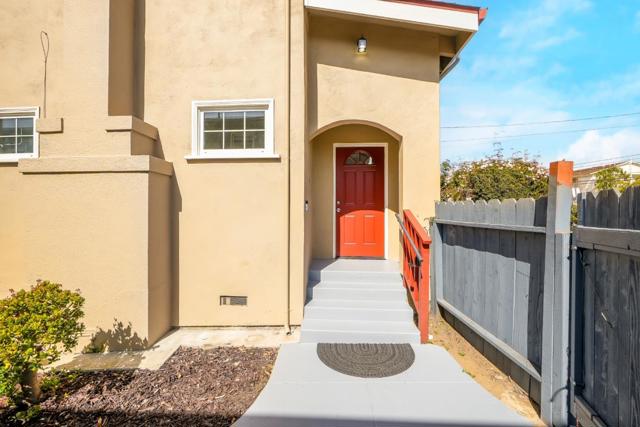763 Grand Avenue, South San Francisco CA: https://media.crmls.org/mediaz/87fe9974-5cc0-4361-bdc4-5e39250f0494.jpg