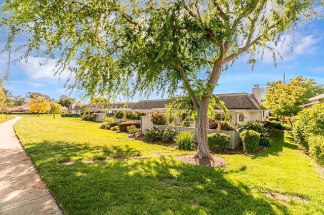 5076 Cribari Bluffs, San Jose CA: https://media.crmls.org/mediaz/87ff2139-fae2-4b14-9018-0aa78dc9a82b.jpg