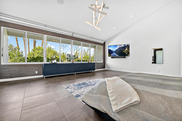 49120 Sunrose Lane, Palm Desert CA: https://media.crmls.org/mediaz/87ff412a-dd0a-434f-930c-930a48ad6c3e.jpg